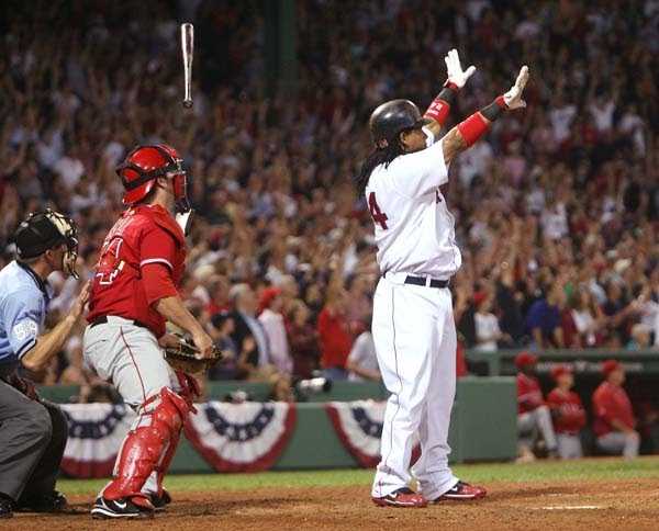 Red Sox Memories: Manny Ramirez hits walk-off home run in 2007 ALDS