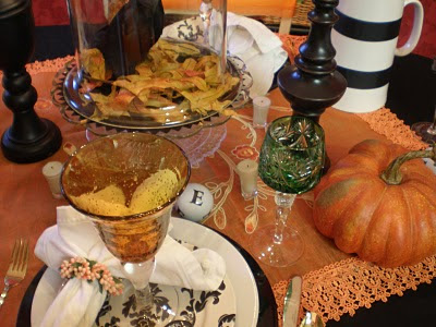 Halloween tablescpae Eating crow