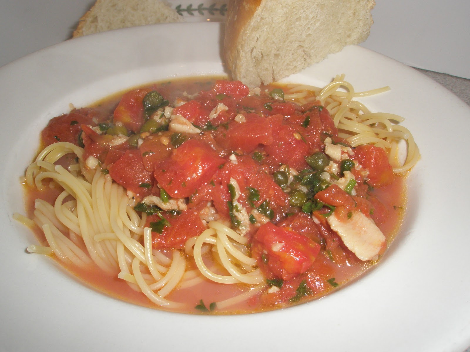 Got it, Cook it Spaghetti with Red Clam Sauce & Capers