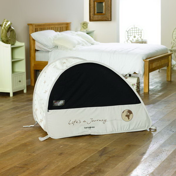 Mellow Mummy Travel Cots What Type and When? Taking life as it comes...