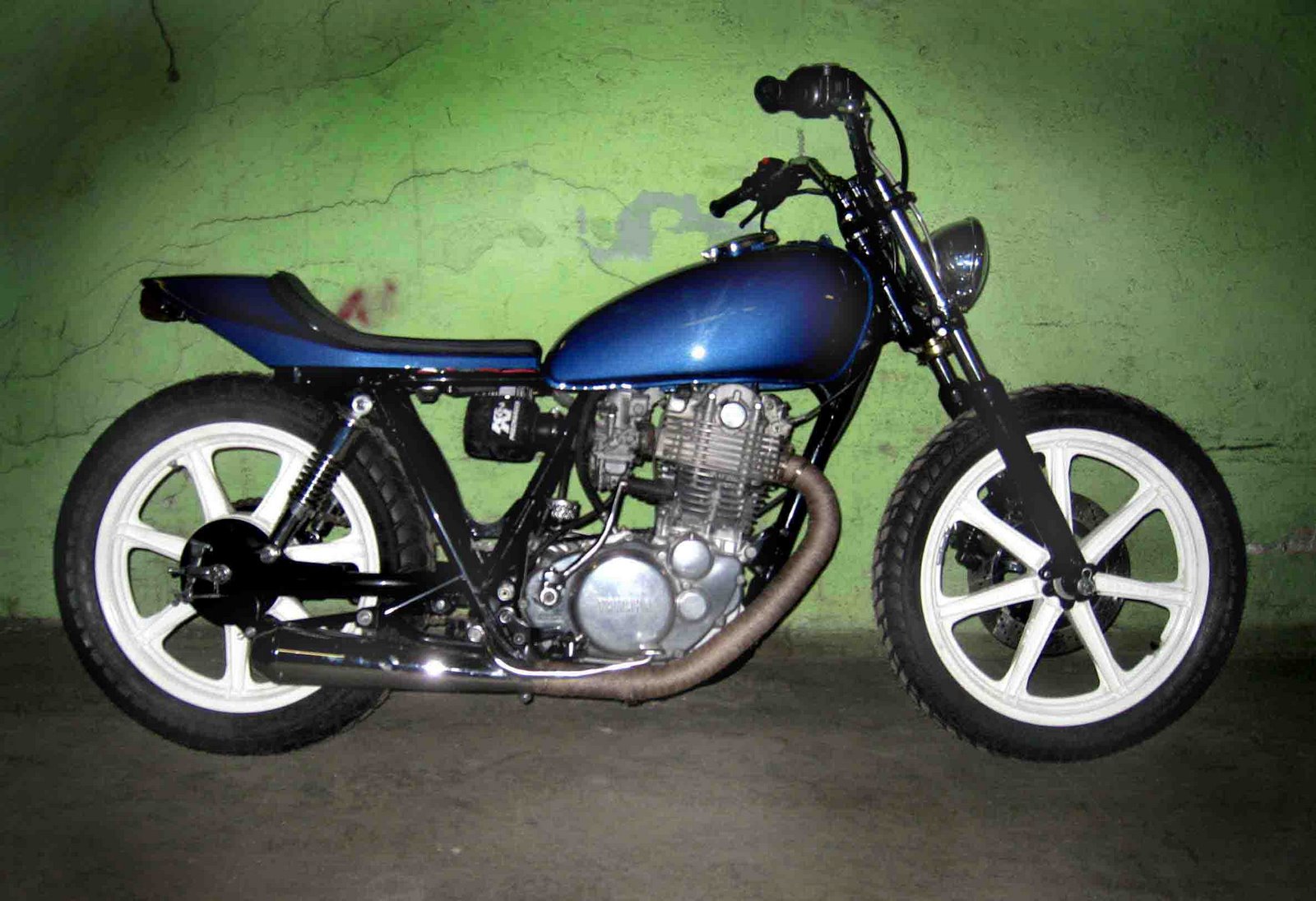 Project 4, 81 Yamaha Sr500. completed sold