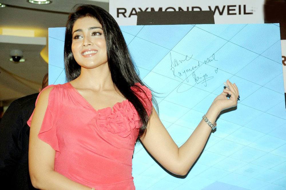 Shriya-at-Raymond-Weil-Watch-Launch-26.jpg