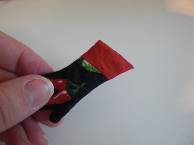 Obsessively Stitching: Itty Bitty Oven Mitts!