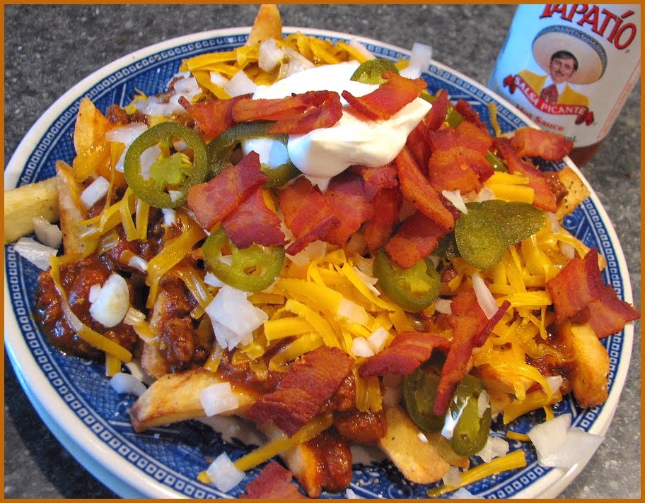 Fat Johnny's Front Porch Loaded Chili Cheese Fries