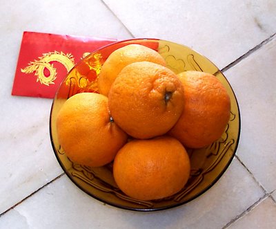 chinese new year exchange mandarin oranges