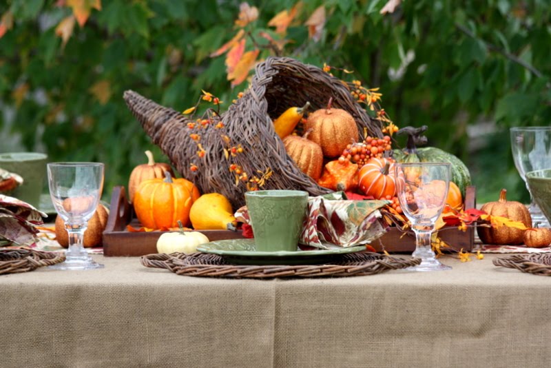 Sweet Something Designs: Thanksgiving Tablescape