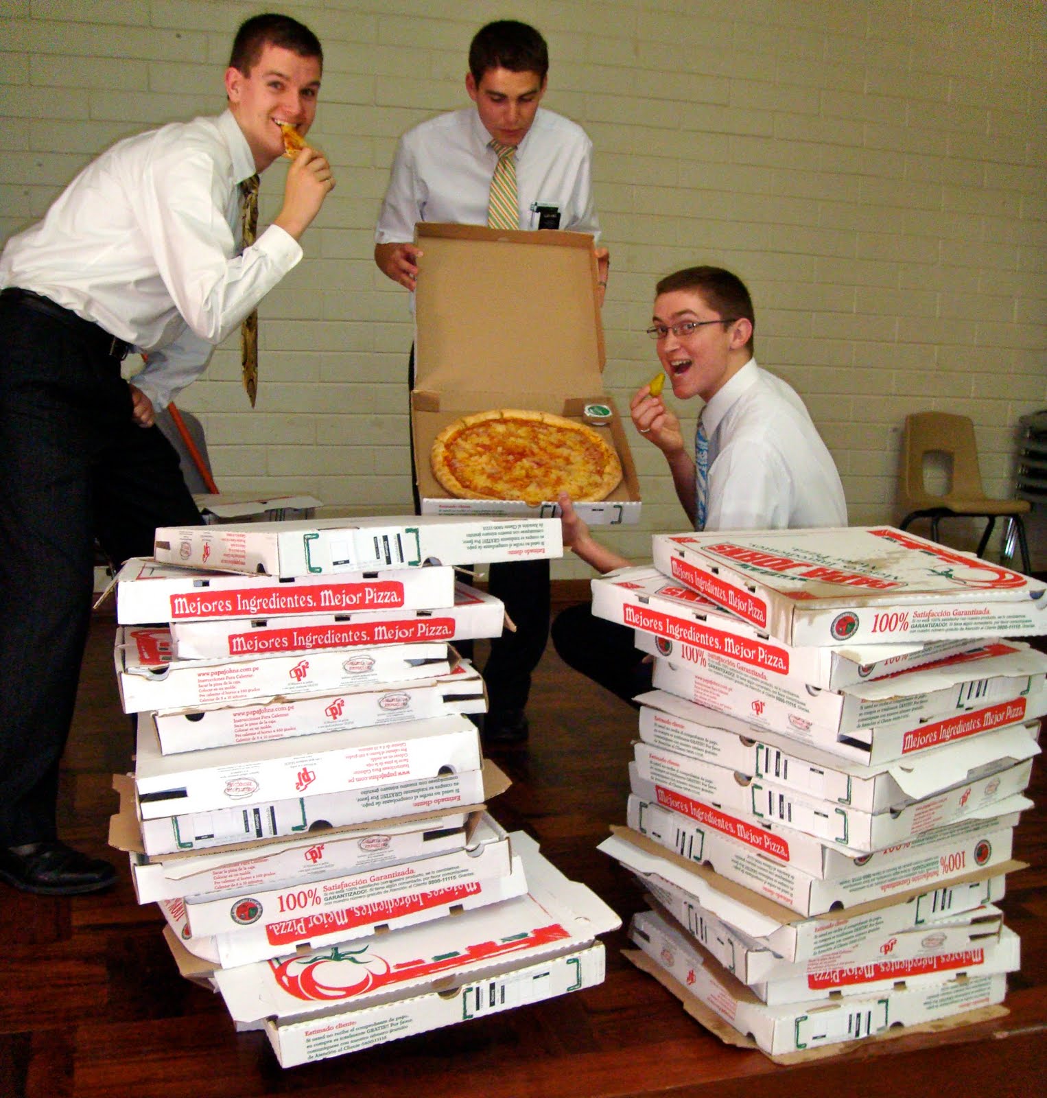 The Turks No pollo? Papa Johns Pizza!