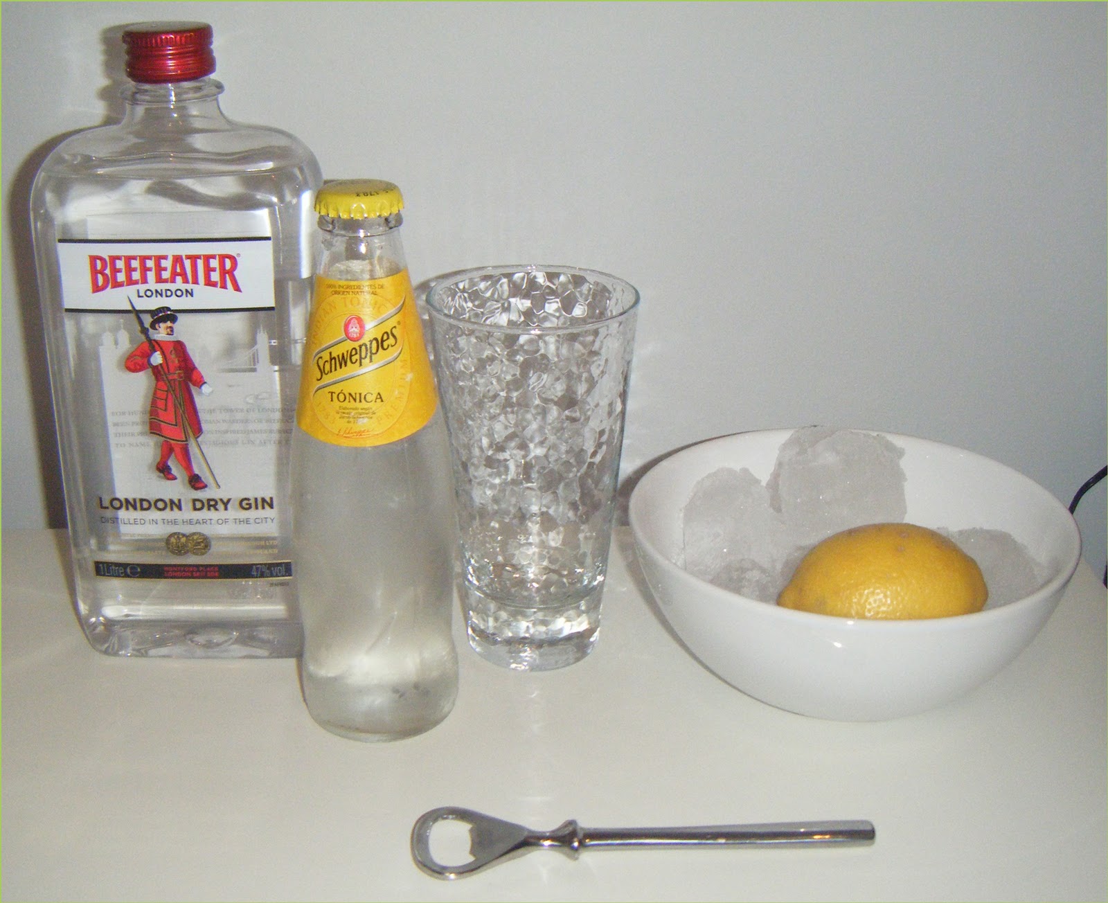 Preparación. Gin Tonic perfecto Beefeater "de andar por casa".