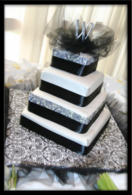 U of H Wedding - Bride's Cake