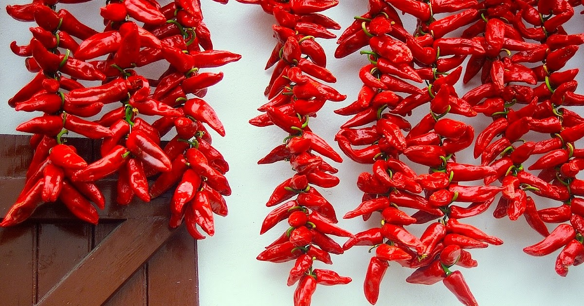 Le Piment Ne Manque Pas De Piquant Le quotidien qui Mark: Le piment d'Espelette ne connaît pas la crise
