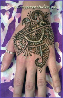 gilded henna tattoo for the back of the hand
