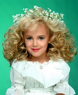 JonBenet Ramsey 1990-1996 Αμερικανίδα παιδική βασίλισσα ομορφιάς