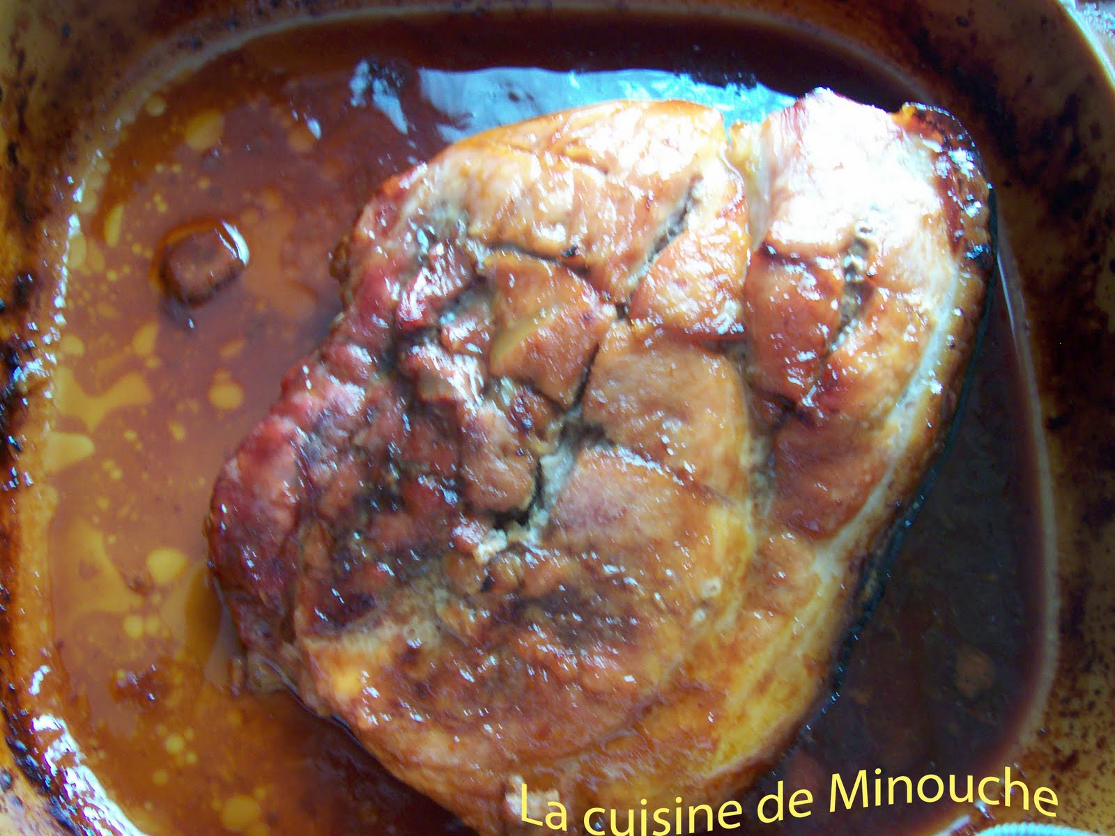 LA CUISINE DE MINOUCHE Jambon braisé au miel et au porto