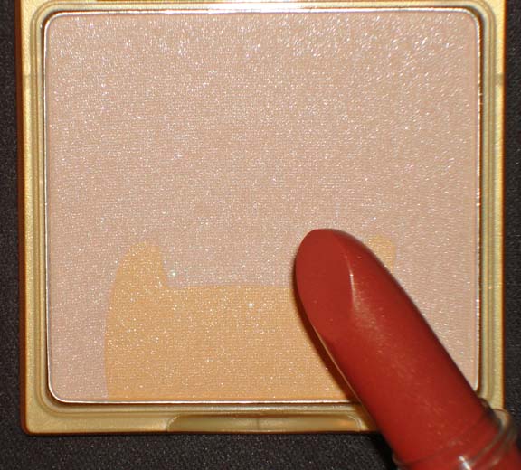 [Highlighter+and+Lipstick.jpg]