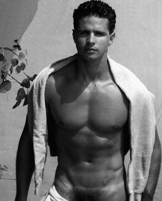 Totally Random Commando totally-random-commando