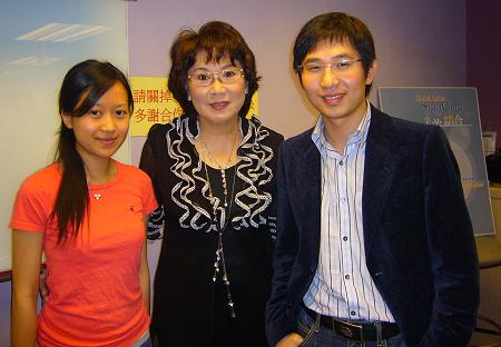 [P1040177a.JPG]