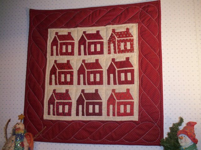 [Small+red+houses.jpg]