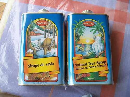 sirope-de-sabia-de-arce-dos-botellas.jpg
