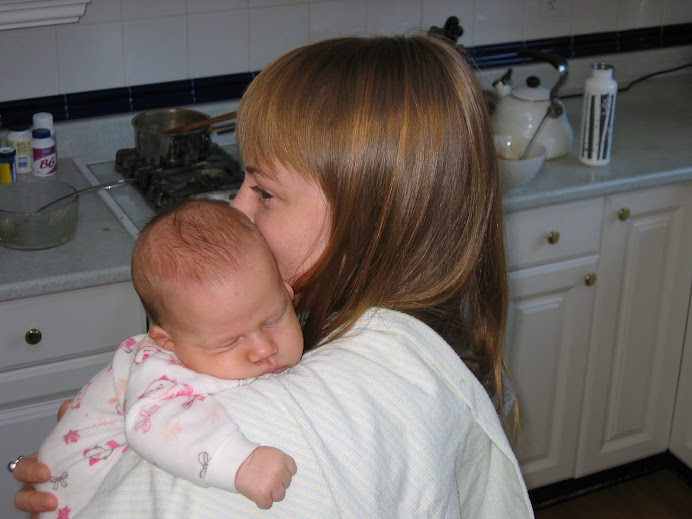 You need an extra shoulder for these Cheeks Auntie Tara!