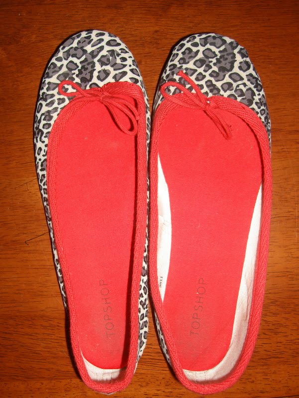 red leopard print flats