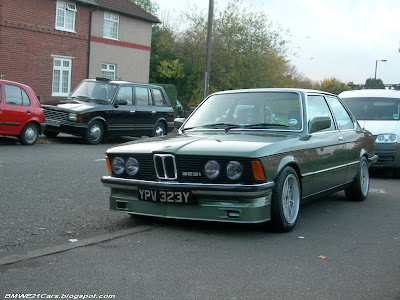 BMW E21 323i