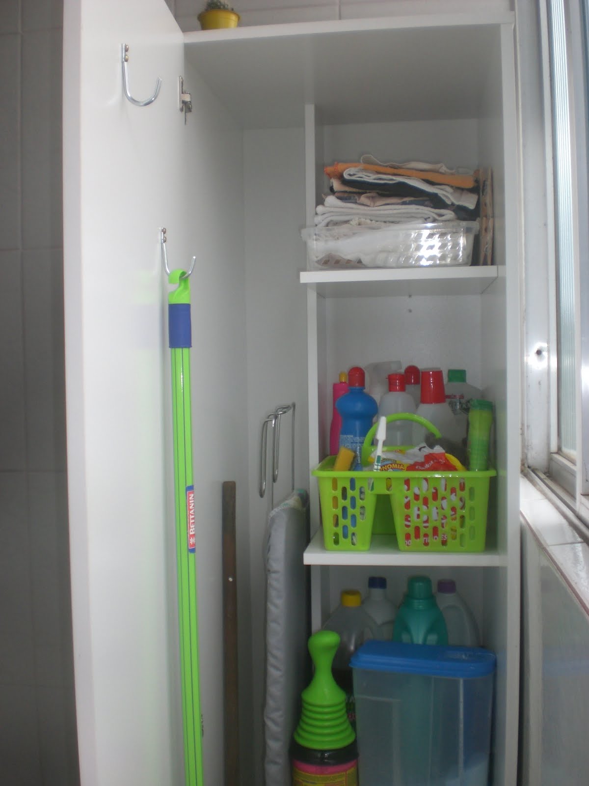 Customize sua Casa: Armário para lavanderia!