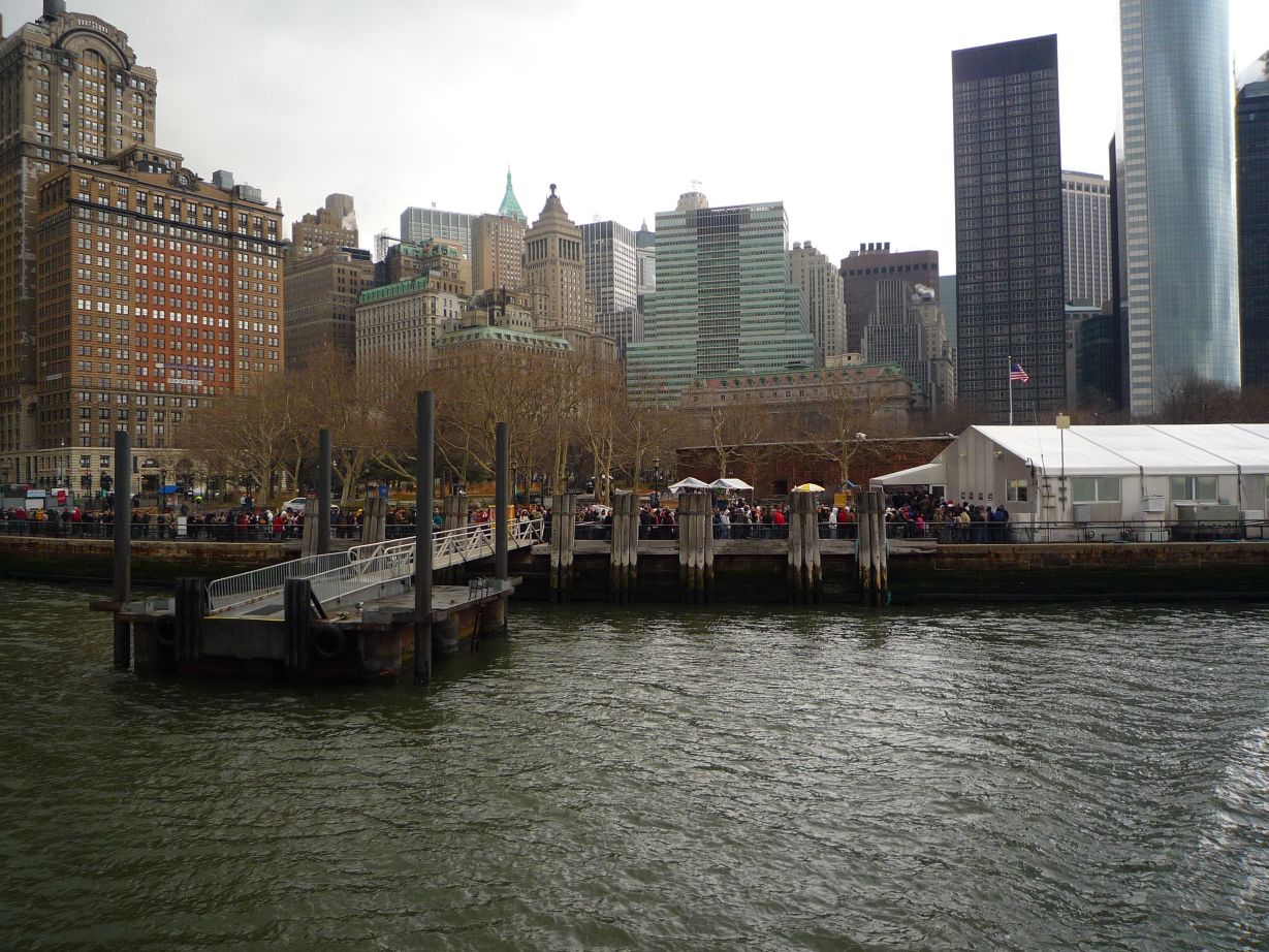 [NY_28.jpg]