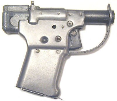 WW II strange pistol