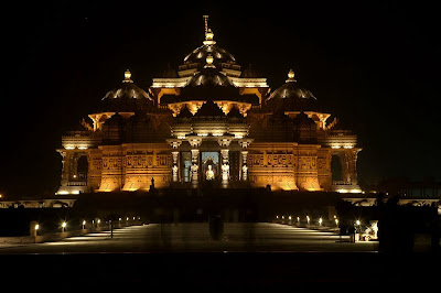 Picture of Delhi Akshardham Temple at Night