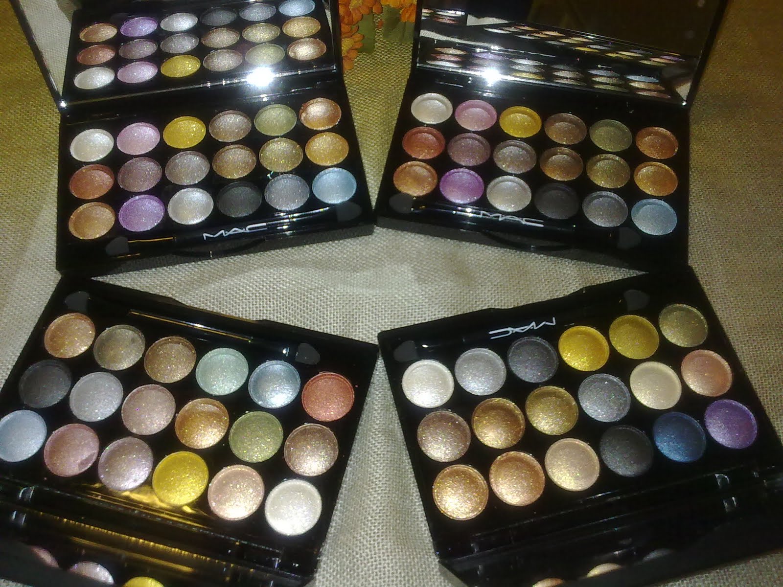 Annah Collections MAC 18 COLORS CREAM EYESHADOW
