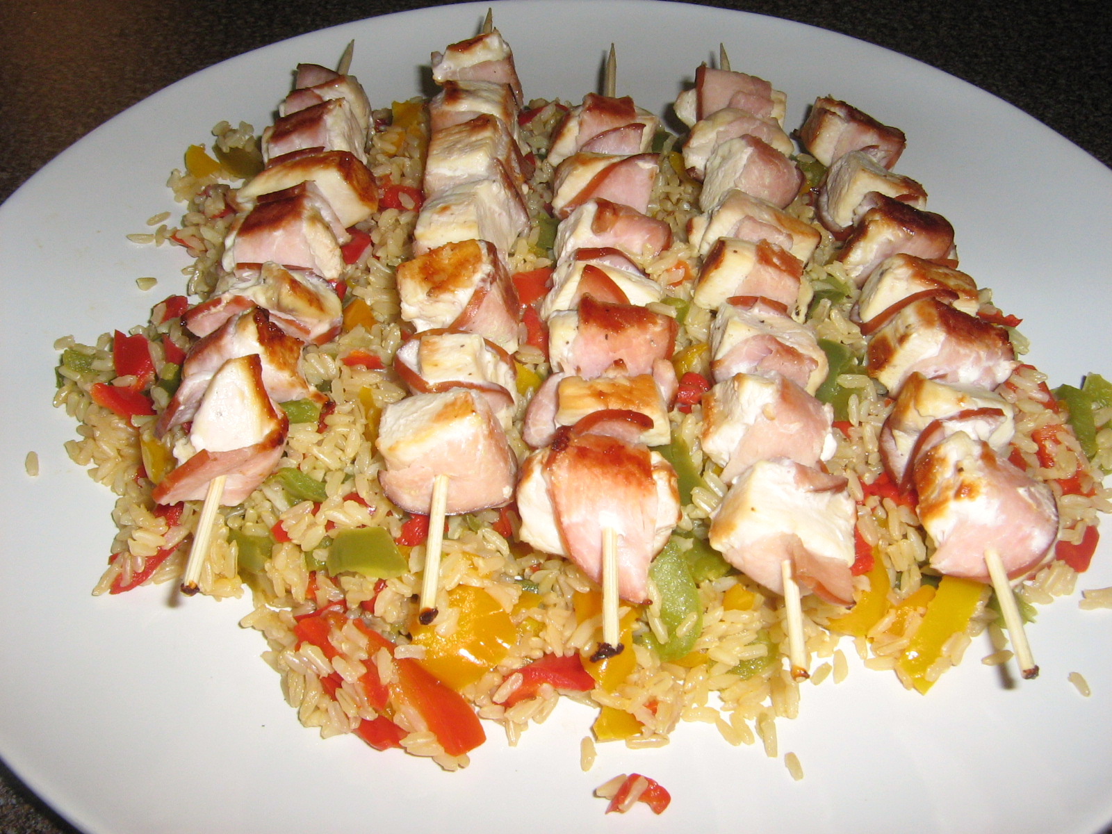 Janis Cooks Chicken Skewers and Brown Rice with Peppers and Green Beans