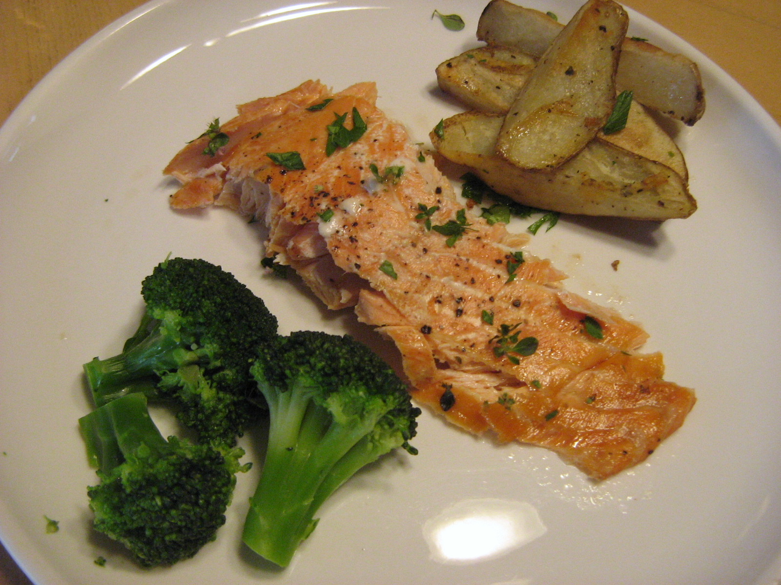 Janis Cooks Roasted Salmon and Potatoes