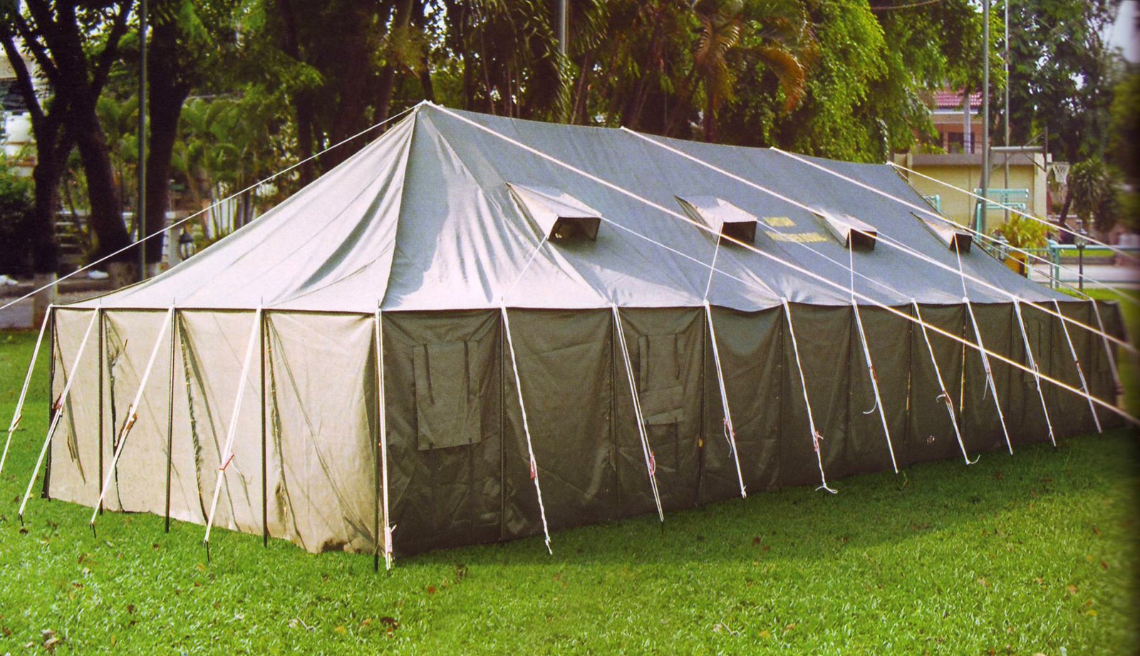 [tenda++refuge.jpg]