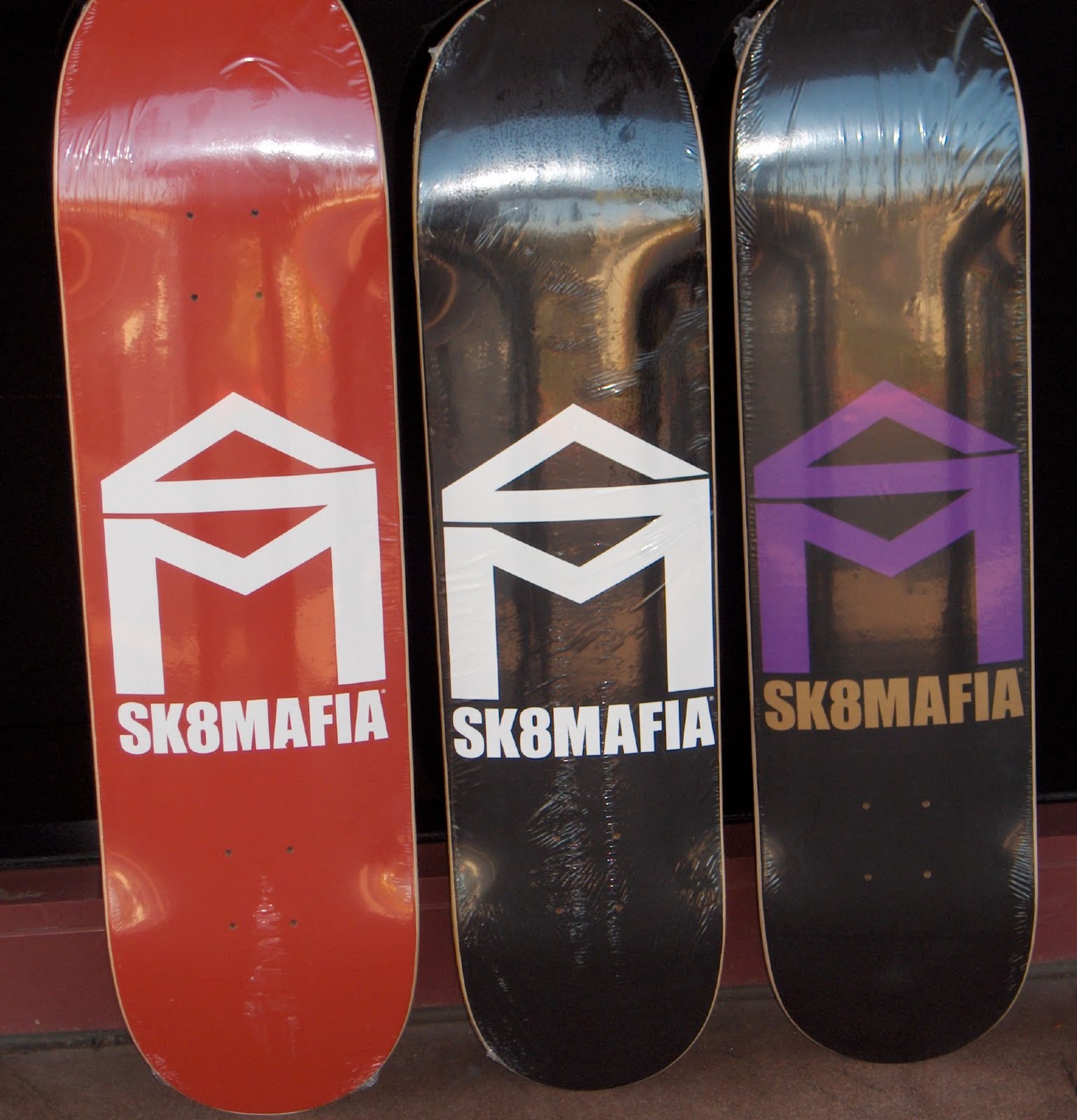 Wavelines Surf/Skate/Snow Sk8 Mafia