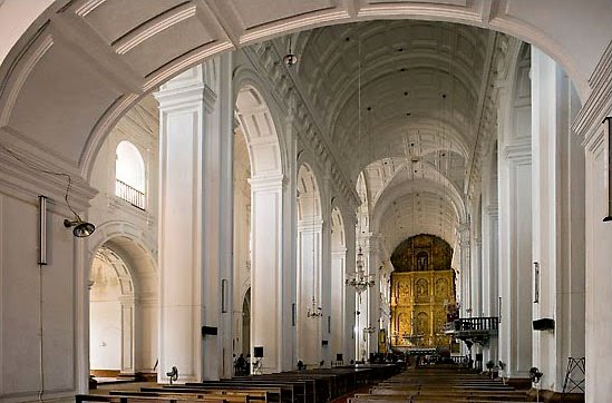 Se Cathedral Inner - Goa