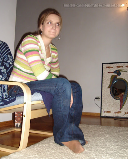 Amateur Pantyhose candids