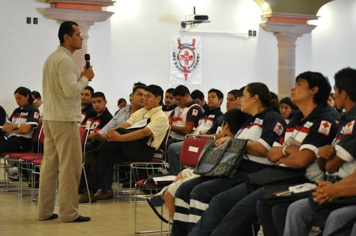 CONFERENCIA MOTIVACION EN APATZINGAN MICHOACAN