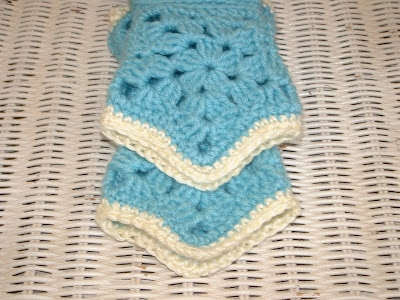Lindy's Crochet Corner: Victorian Charm Fingerless Gloves