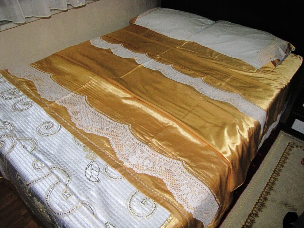 Yatak Örtüsü Takımı El Yapımı Altın Sarısı Yatak Örtüsü Takımı