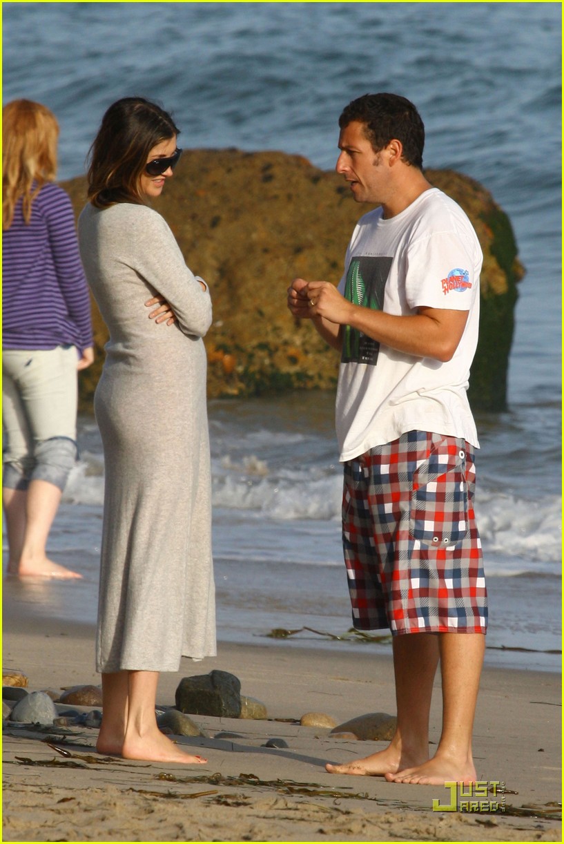 Wallpaper World: Adam Sandler: Sadie and Sunny Day at the Beach