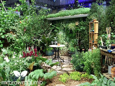 Patio Outdoor on Garden Patio  Potting Area  Chicago Flower   Garden Show