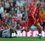 Fernando Torres mete un Hat-Trick en Liverpool