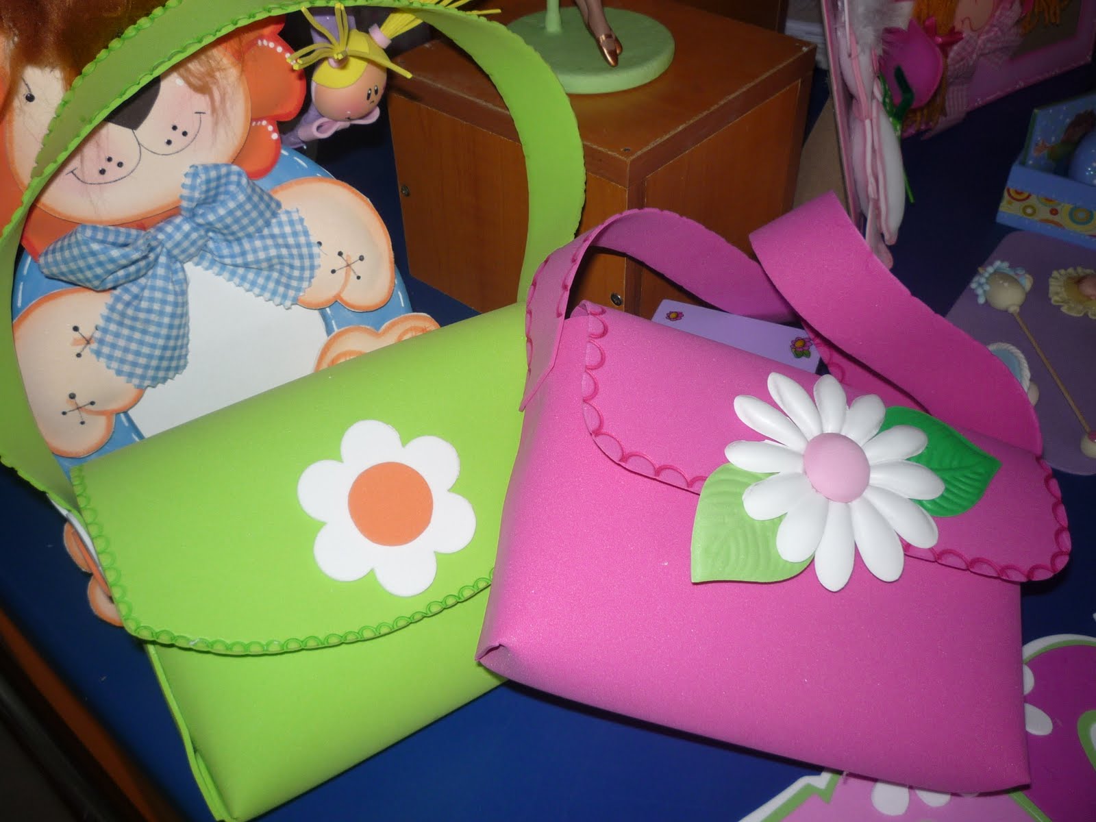 MAS DE MIS TRABAJOS EN FOAMI