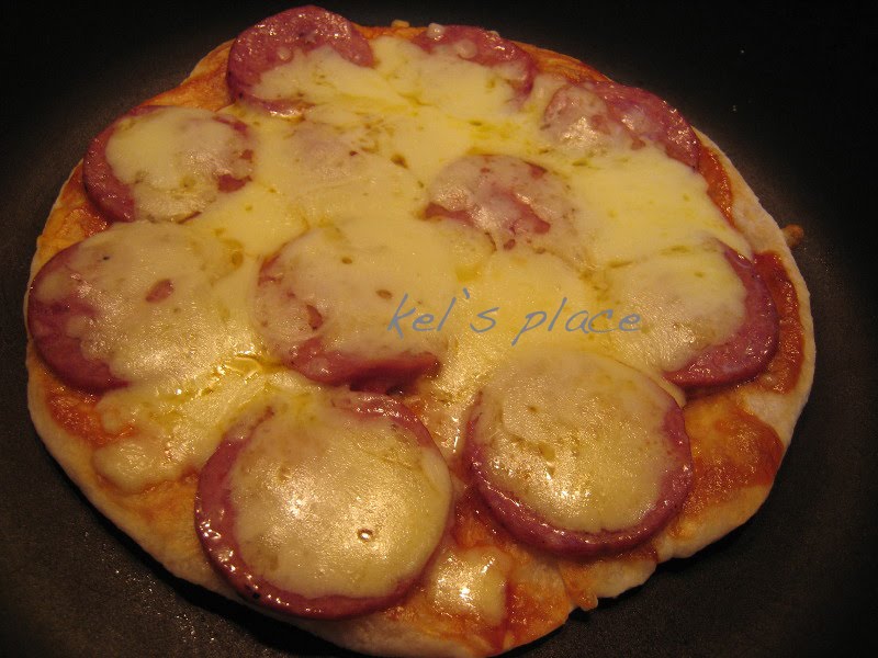 Kel's place Pan Fried Pepperoni Pizza Bento (220)