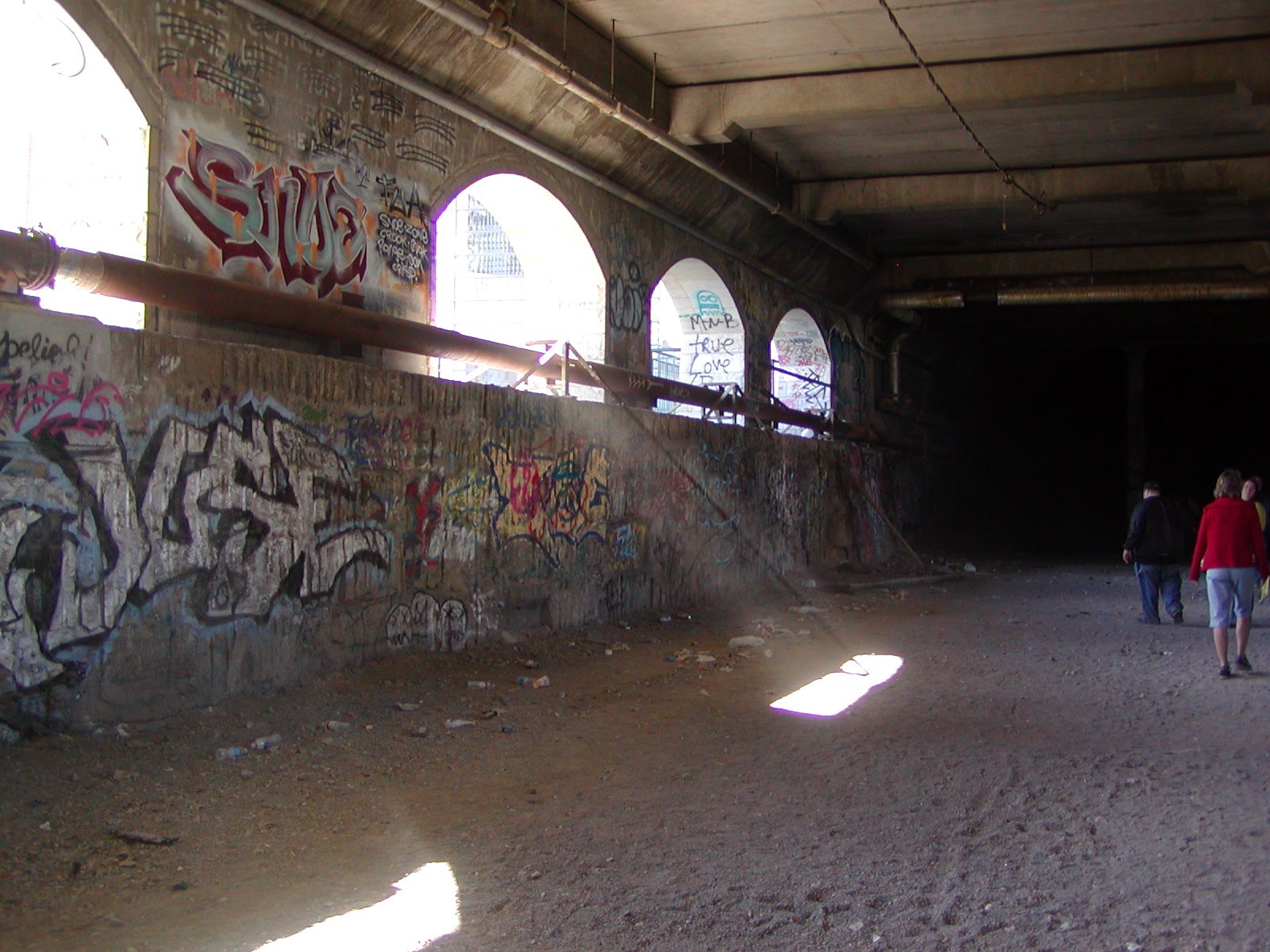 [Abandoned+Subway+058.JPG]