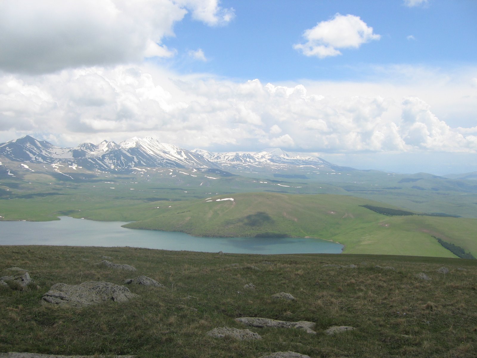 Озеро паравани грузия