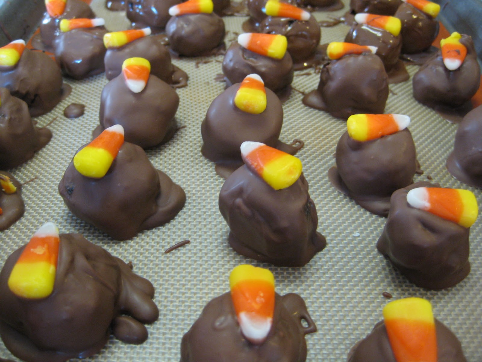 annies home Halloween Oreo Balls