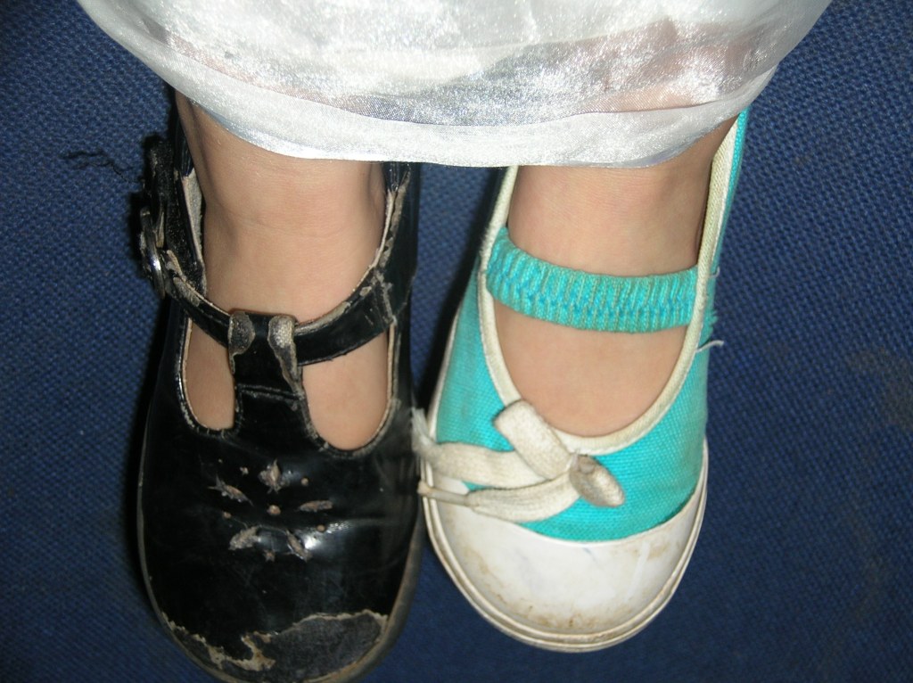 PRINCESS OF UNMATCHED SHOES