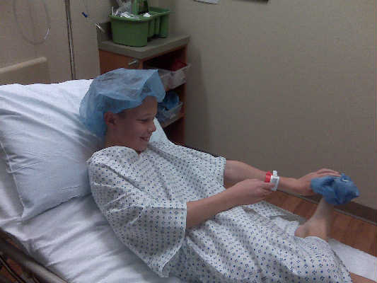 [Garr+before+surgery+2.jpg]