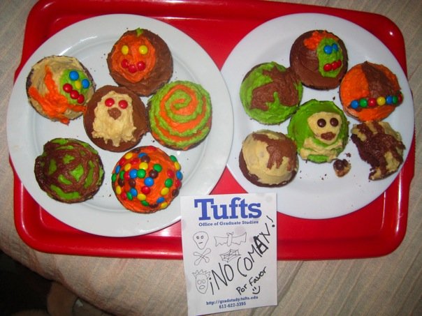 [cupcakes.jpg]